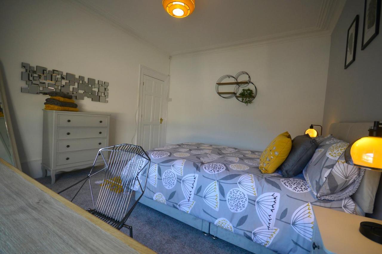 Heritage Holiday Accommodation Pembroke Dock Eksteriør billede